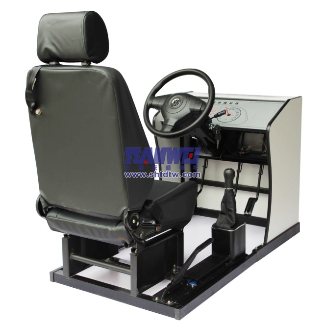 dzÒׯû³µ¼ÝÊ»ÅàѵģÄâÆ÷